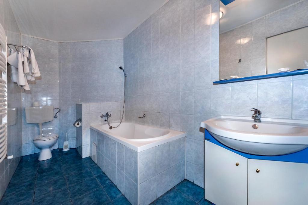 Aparthotel Sighisoara Bagian luar foto